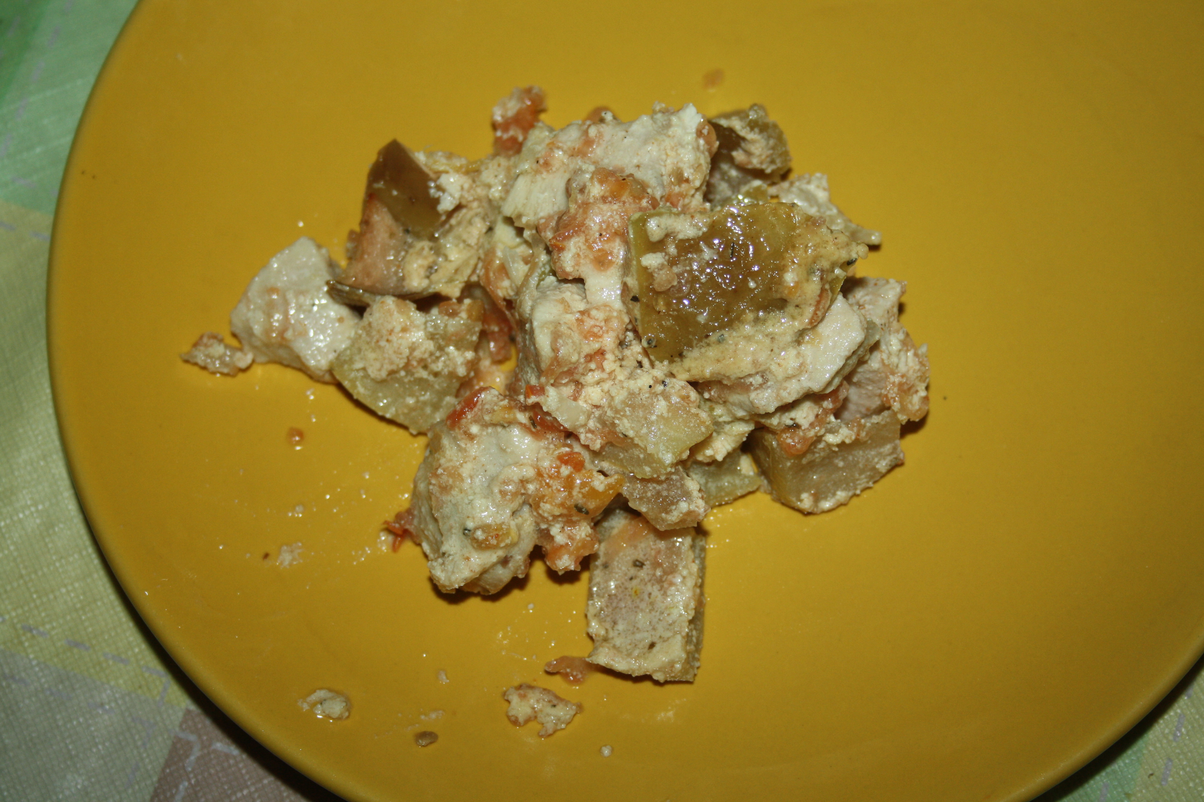Курица с яблоками